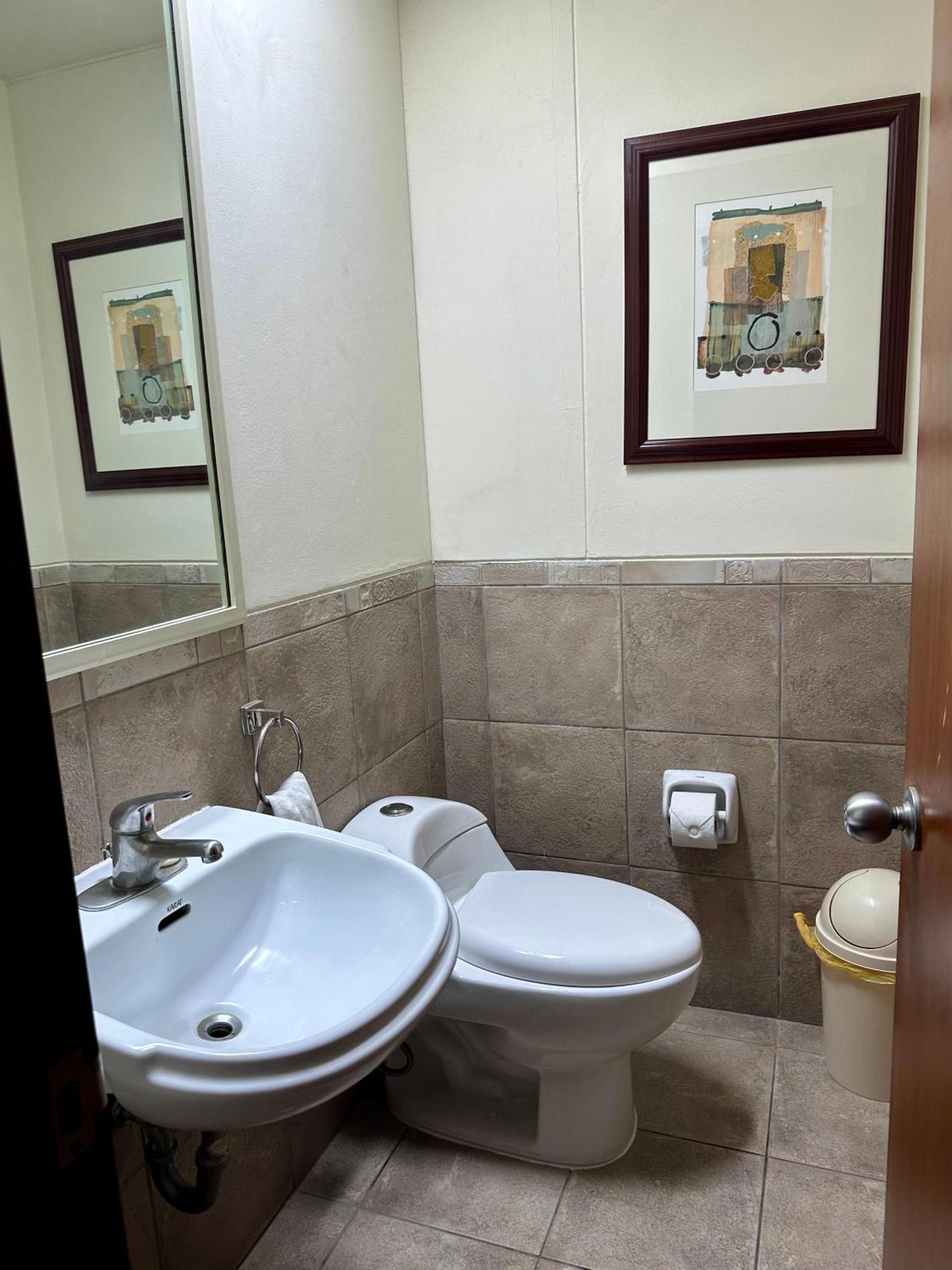 Duplex Vintage En El Corazon De Miraflores Лима Екстериор снимка