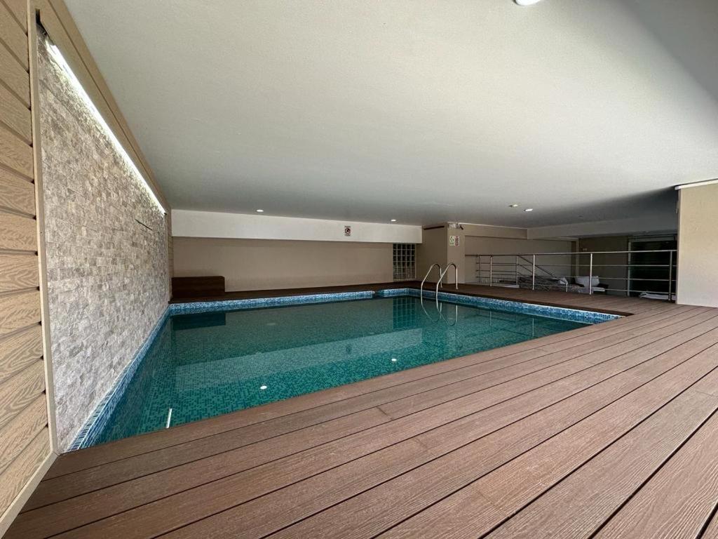Duplex Vintage En El Corazon De Miraflores Лима Екстериор снимка